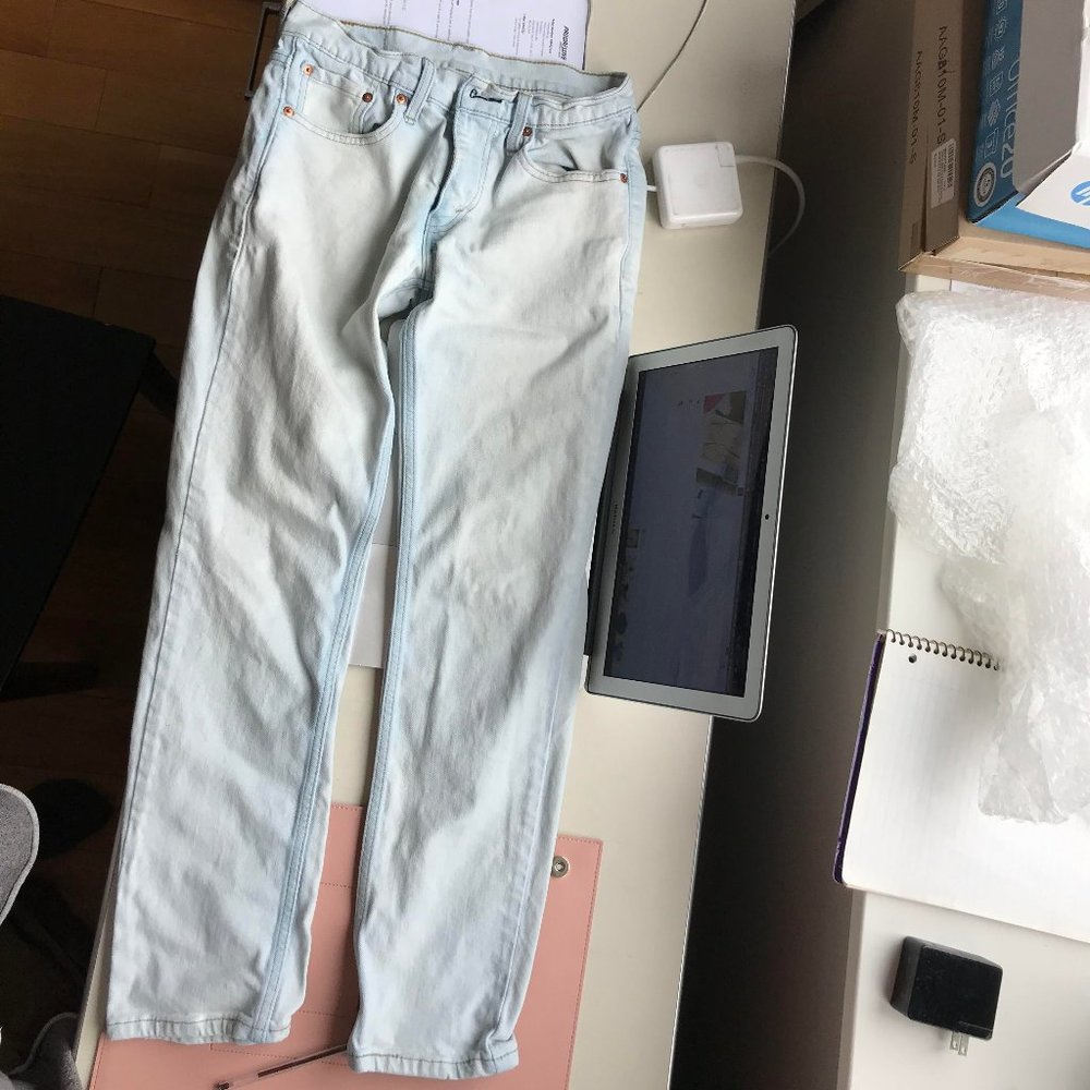 Levis Jeans